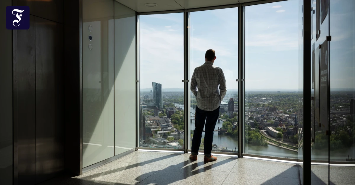 in-der-35-etage-jens-budach.webp.webp