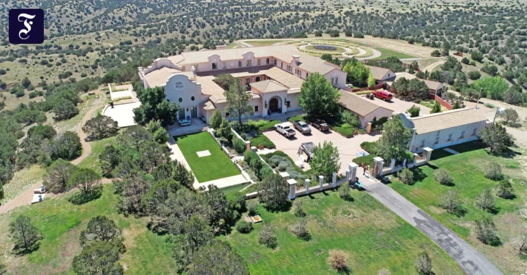 in-new-mexico-epstein-hatte.webp.webp