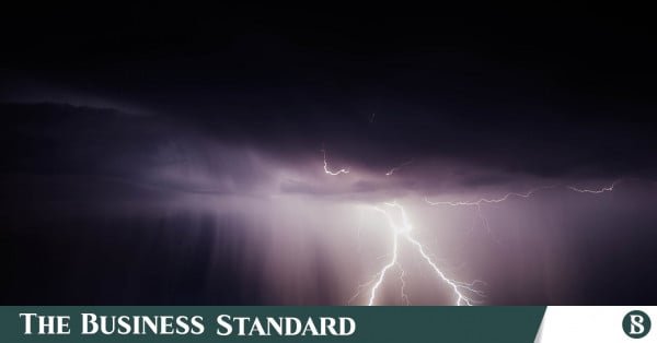 lightning.jpg