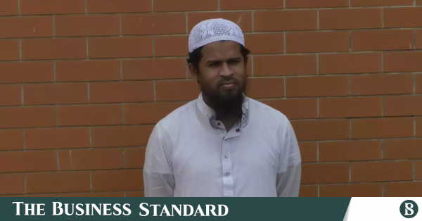 madrasah_teacher.png