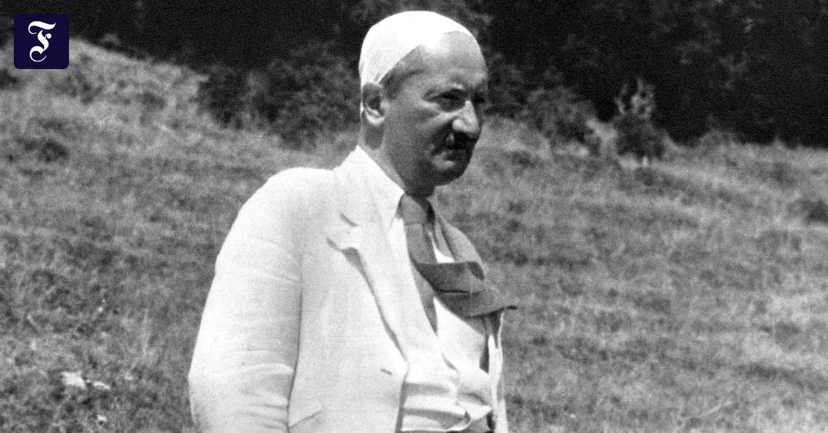 martin-heidegger-in.webp.webp