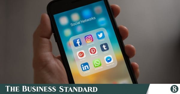 social_media.jpeg