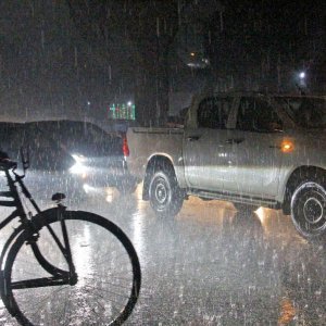 01-02-24-Rain-In-City-3-916828c0a3e946a41afb8c9bd07f9913.JPG