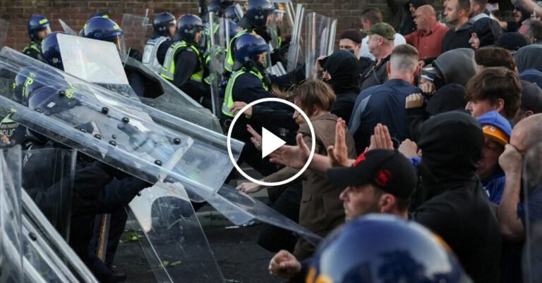 03int-uk-protests-01-tbvl-facebookJumbo.jpg