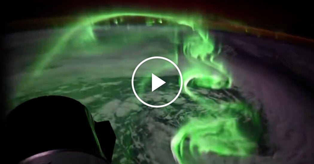 10vid-southern-lights-cover-facebookJumbo.jpg