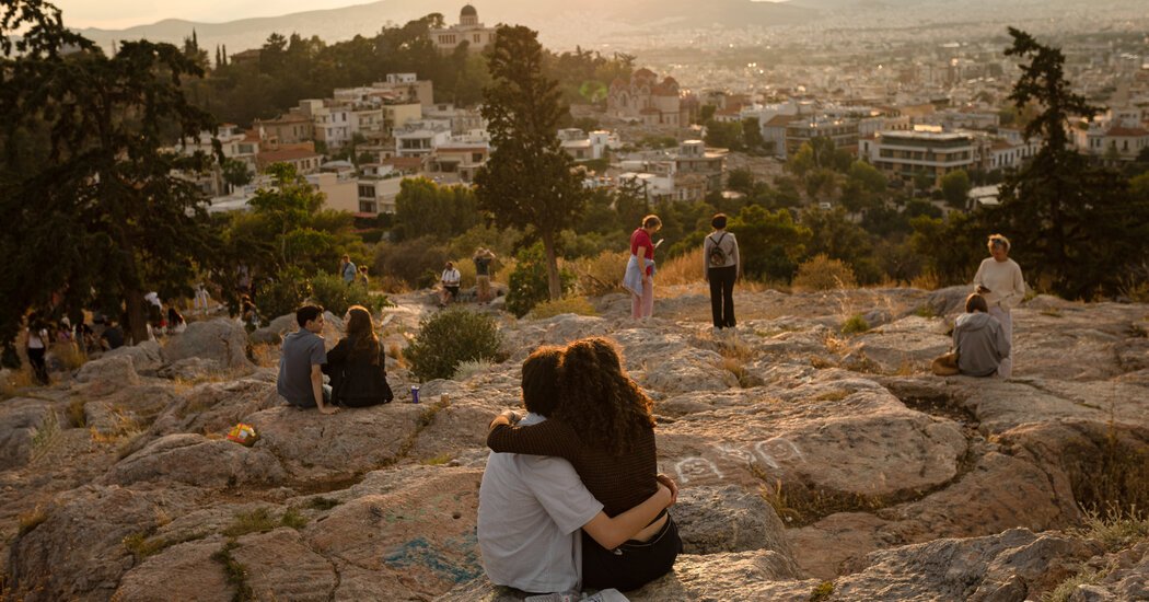 11trav-hours-athens-pvbc-facebookJumbo-v3.jpg