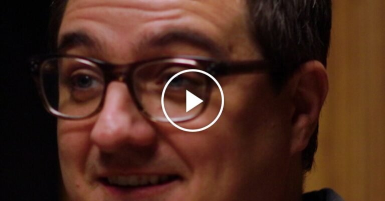 EKS_HAYES_SHORT_JH_260616_CLIP-1_SOCIAL-facebookJumbo.jpg