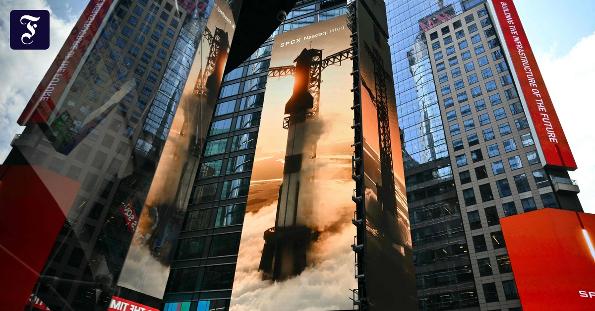 am-times-square-in-new-york.webp.webp