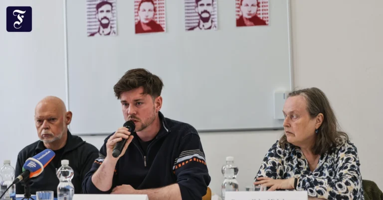 antonius-michelmann-spricht-in.webp.webp