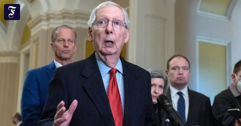 der-us-senator-mitch-mcconnell.webp.webp