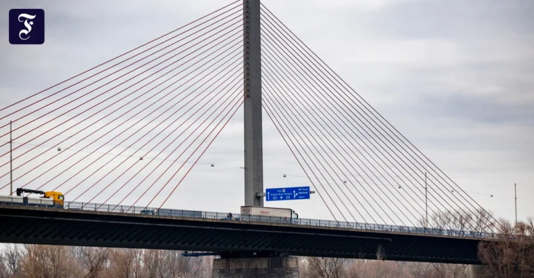 die-bonner-nordbruecke-ist-auf.webp.webp