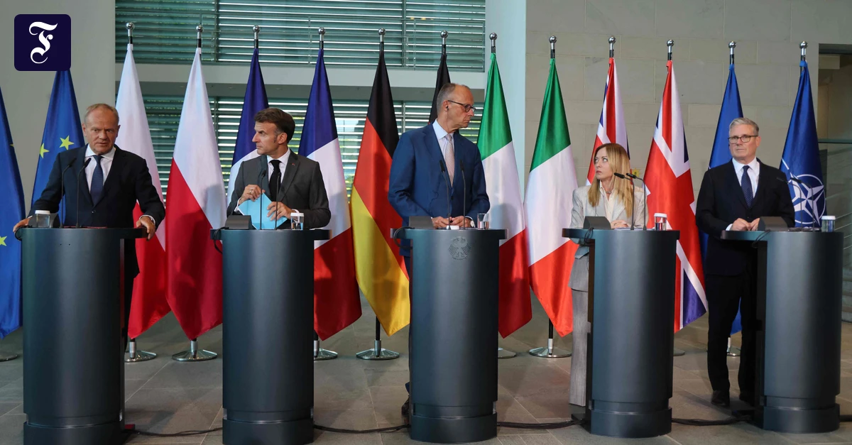 donald-tusk-emmanuel-macron.webp.webp
