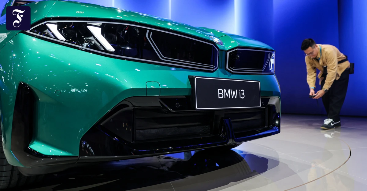 ein-bmw-auf-der-autoshow-in.webp.webp