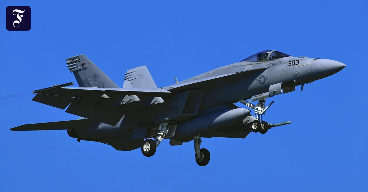 ein-f-a-18-kampfflugzeug-der-u.webp.webp