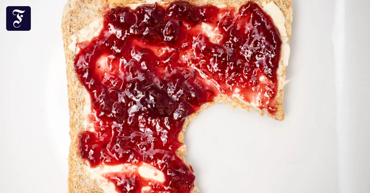 ein-toastbrot-mit.webp.webp