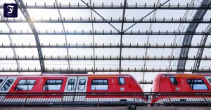 eine-regionalbahn-verlaesst.webp.webp