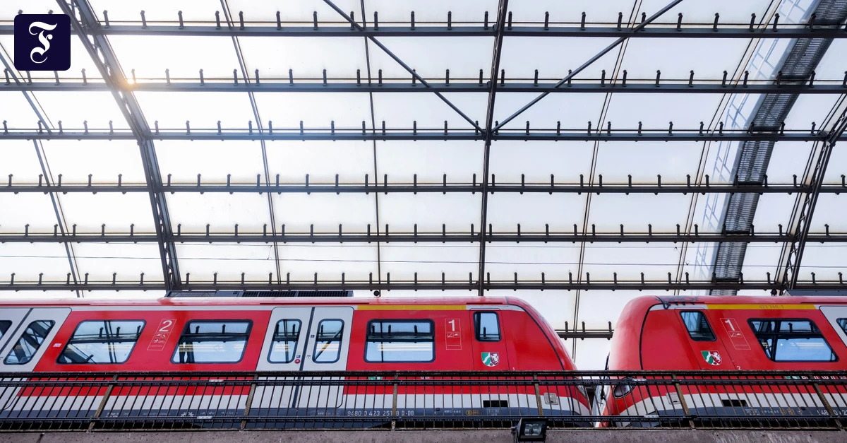 eine-regionalbahn-verlaesst.webp.webp
