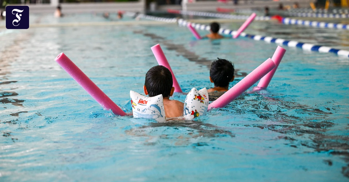 einfach-schwimmen-kinder.webp.webp