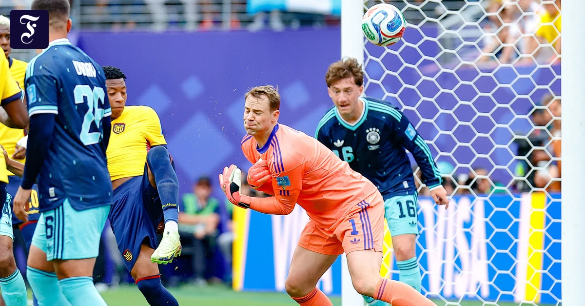 fehlgriff-manuel-neuer-steht.webp.webp