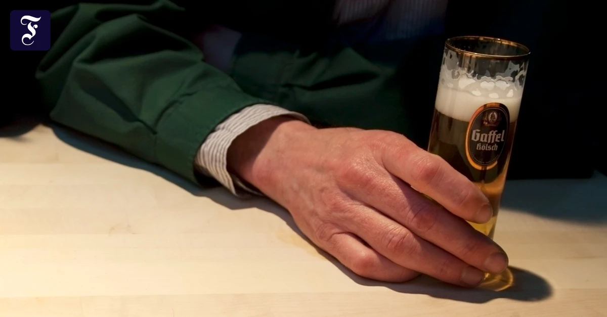 hoch-die-stangen-gerstensaft.webp.webp
