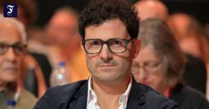 luigi-pantisano-am-samstag-auf.webp.webp