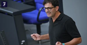 luigi-pantisano-spricht-bei.webp.webp