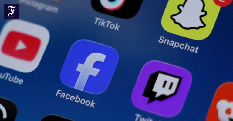 millionen-von-facebook-nutzern.webp.webp