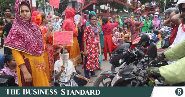 nassa_garment_workers_protest_inside.jpeg