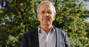prof-dr-med-andreas-michalsen.webp.webp
