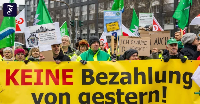 protest-an-der-kreuzung-von.webp.webp