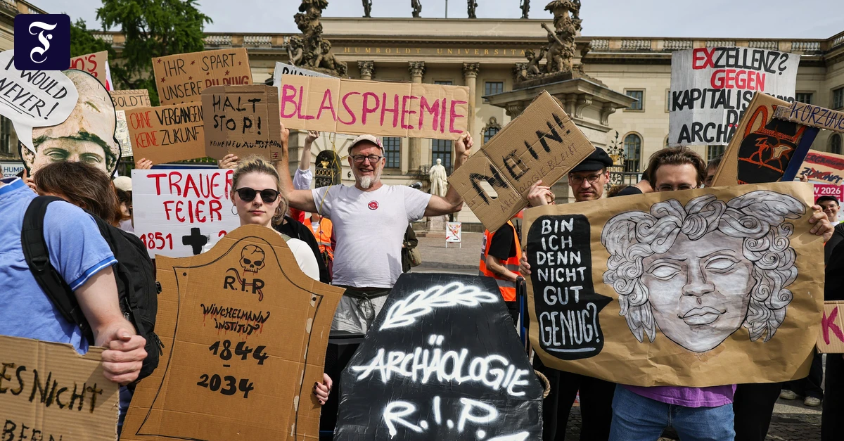 protest-vor-der-humboldt.webp.webp