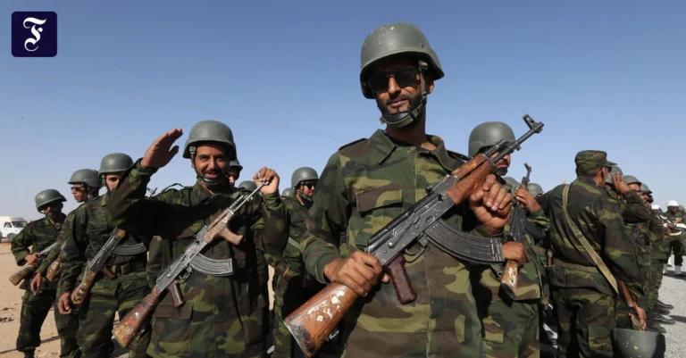 sahrawi-soldaten-die-teil-der.webp.webp