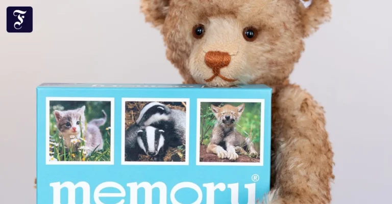 steiff-teddybaer-mit-dem.webp.webp