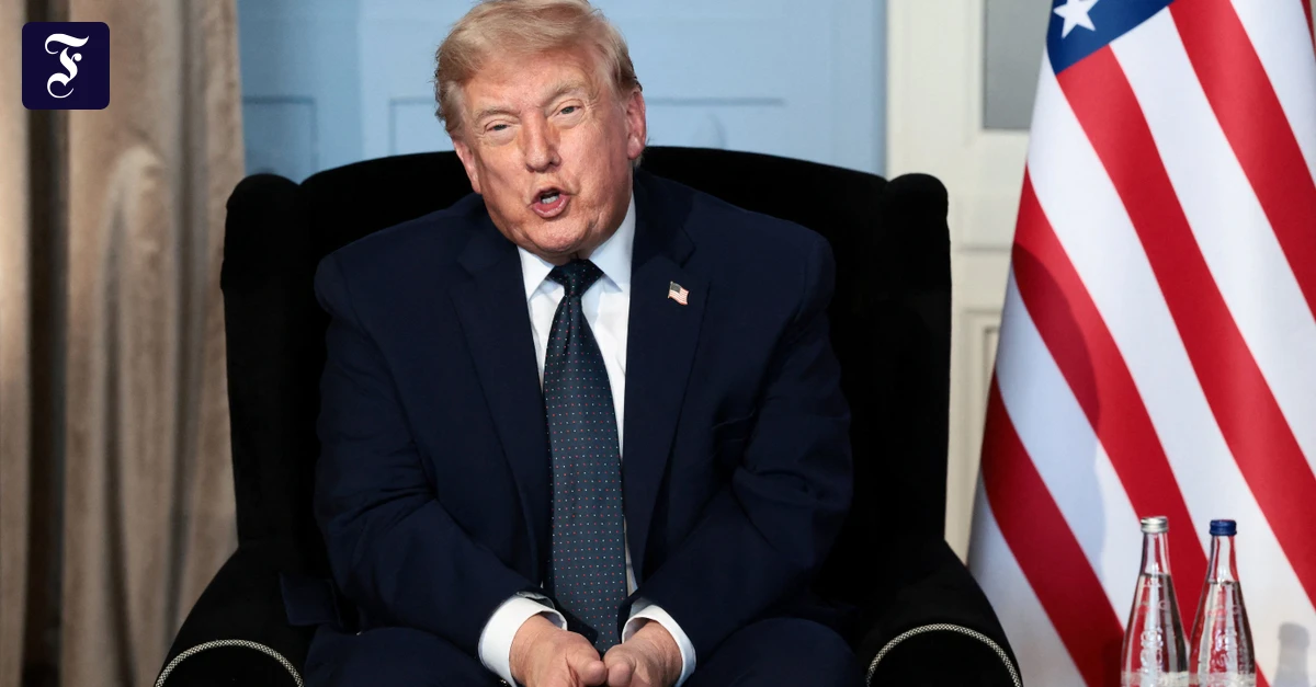 trump-bei-einem-treffen-mit.webp.webp