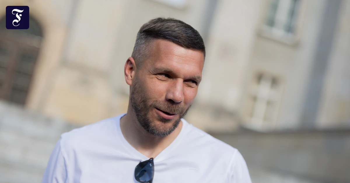 weltmeister-lukas-podolski-ist.webp.webp