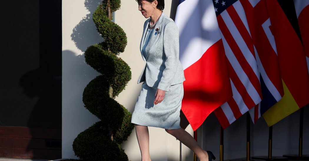 00int-japan-intelligence-phqg-facebookJumbo.jpg