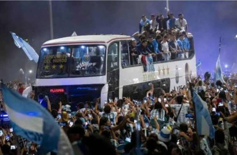 6a5f3217333de17846236396a5f3217333f7.jpg