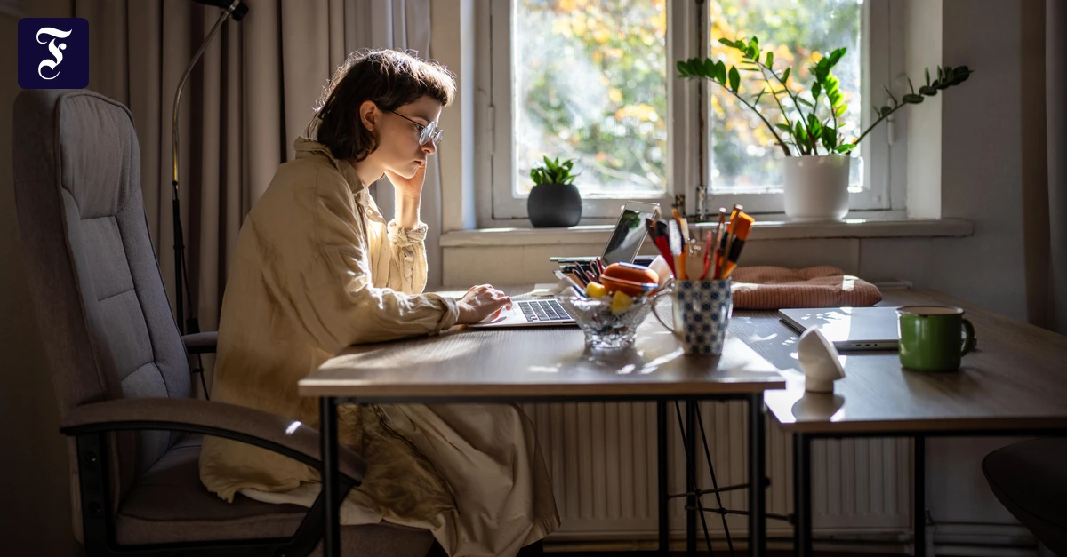 arbeit-an-bewerbungsunterlagen.webp.webp