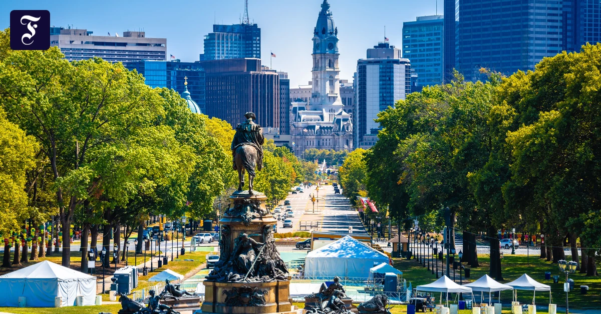 aug-in-aug-george-washington.webp.webp