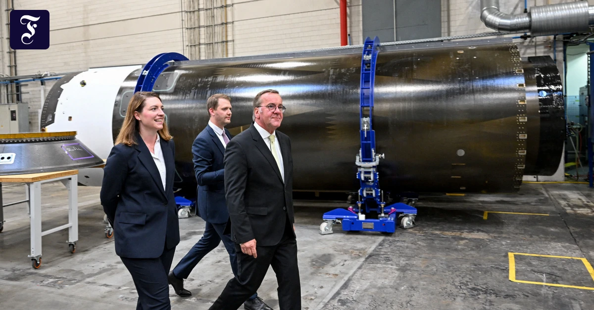 bundesverteidigungsminister.webp.webp
