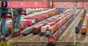 container-werden-auf-dem.webp.webp