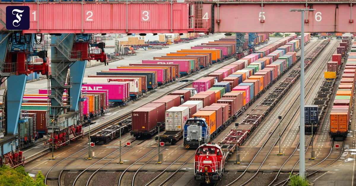 container-werden-auf-dem.webp.webp