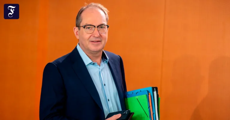 der-zustaendige-innenminister.webp.webp