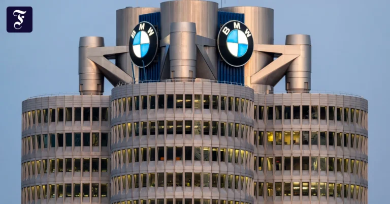 die-bmw-konzernzentrale-in.webp.webp