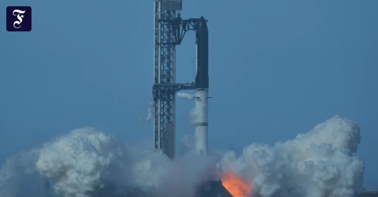 die-rakete-starship-von-spacex.webp.webp