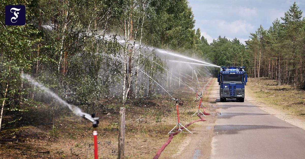 ein-wasserwerfer-der.webp.webp