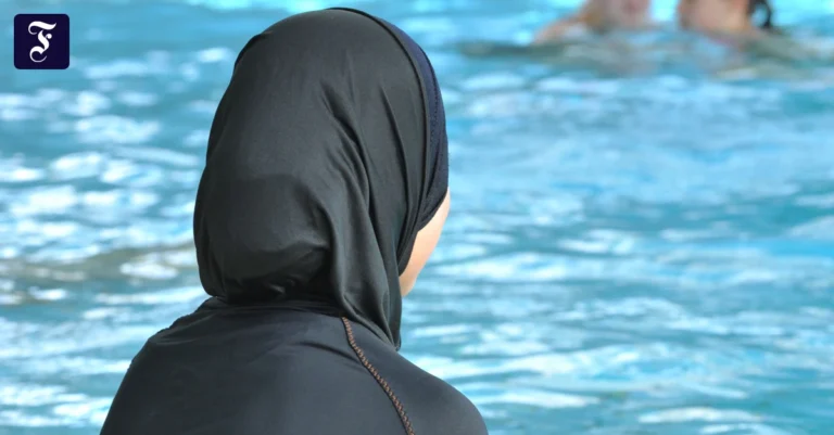 eine-muslimische-schuelerin.webp.webp