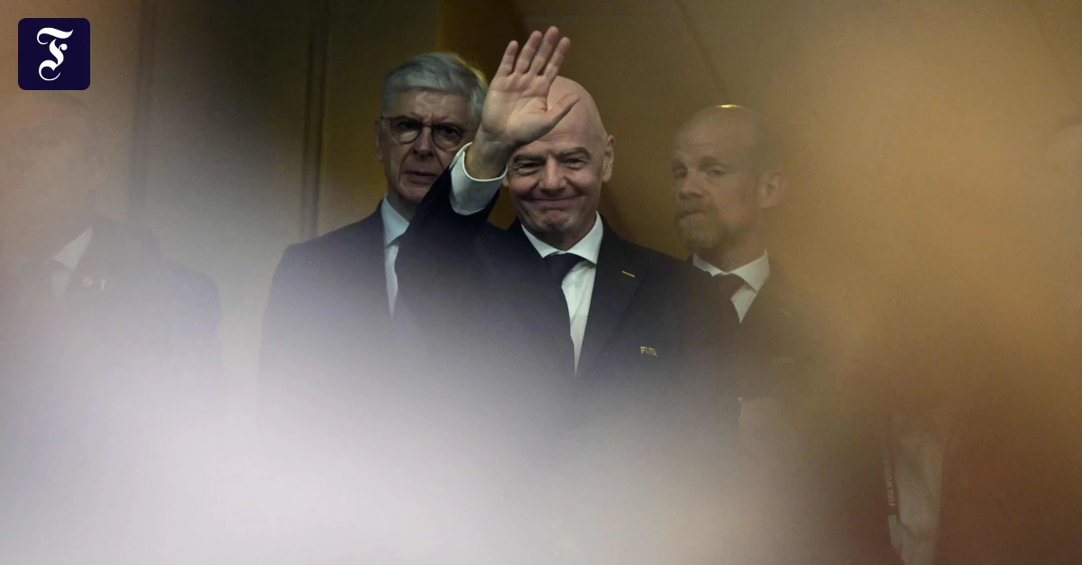 gruesst-gianni-infantino-vor.webp.webp
