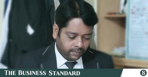 lawyer_stabbed.jpg