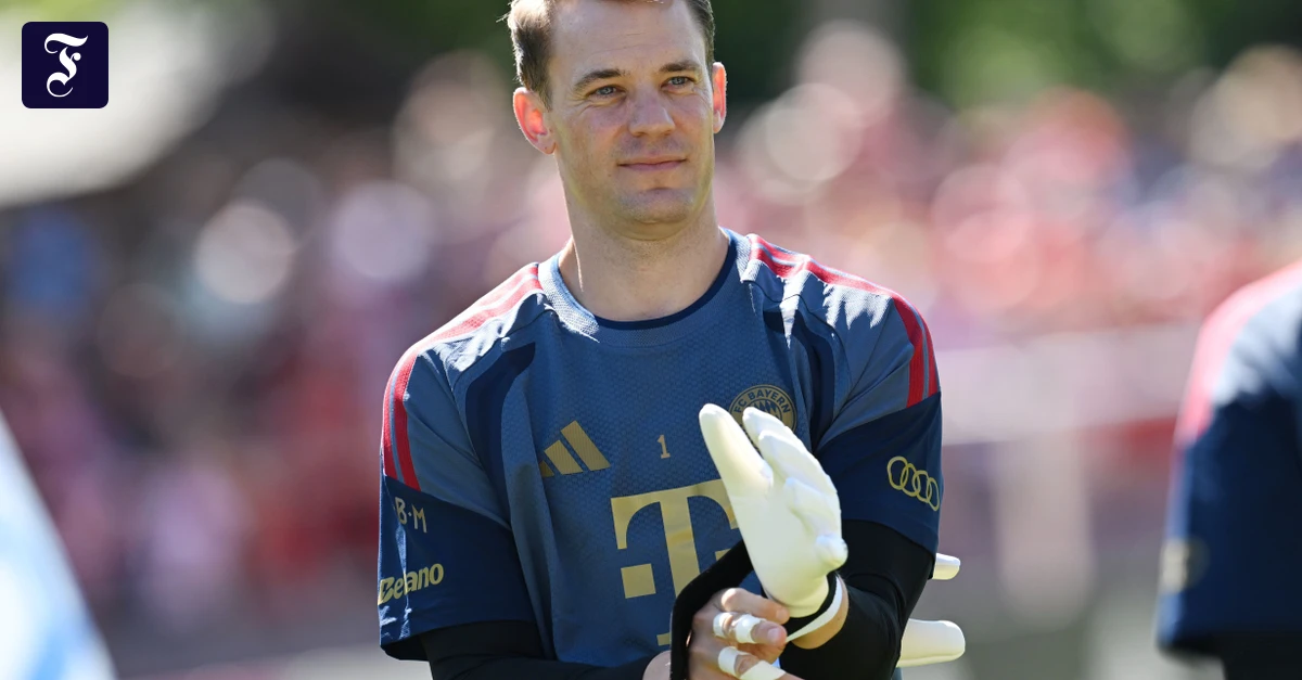 manuel-neuer-beim-training-im.webp.webp